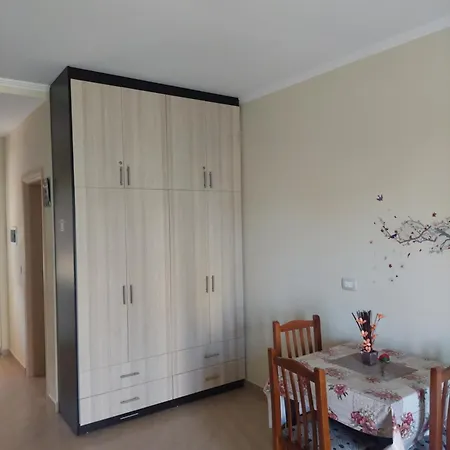 Jay Apartment Ksamil